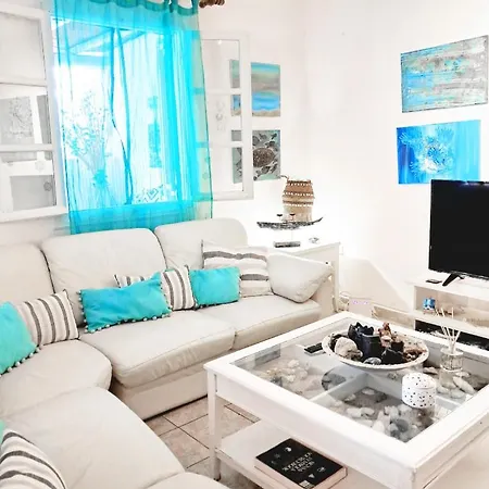 Special Rate Due To Pre Renovation! Bohemian Island House Pool And Beach Gasthuis