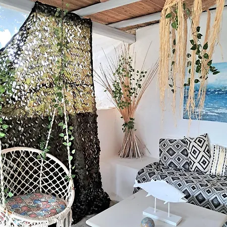 Special Rate Due To Pre Renovation! Bohemian Island House Pool And Beach 게스트하우스