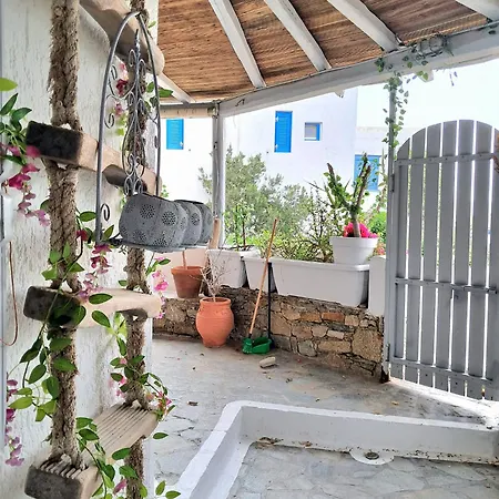 Special Rate Due To Pre Renovation! Bohemian Island House Pool And Beach